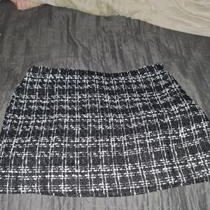 Elegant Black and White Plaid Mini Skirt